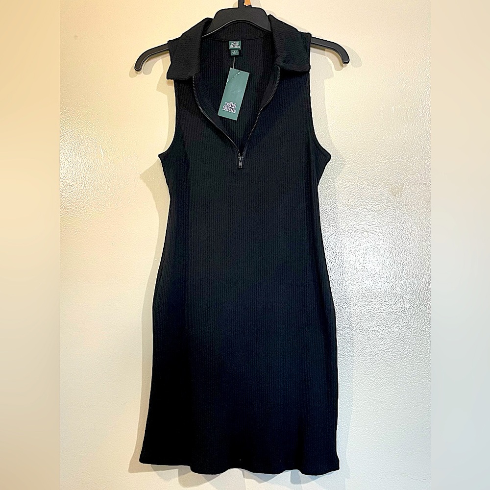 Wild Fable Women's Sleeveless Zip Front Bodycon Polo Dress Black L.